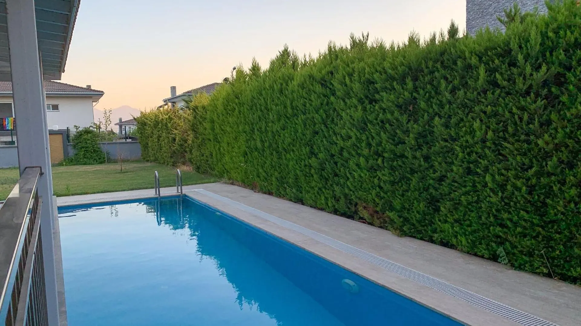 Oezel Havuzlu Muestakil Lueks Villa Kusadasi Turkey